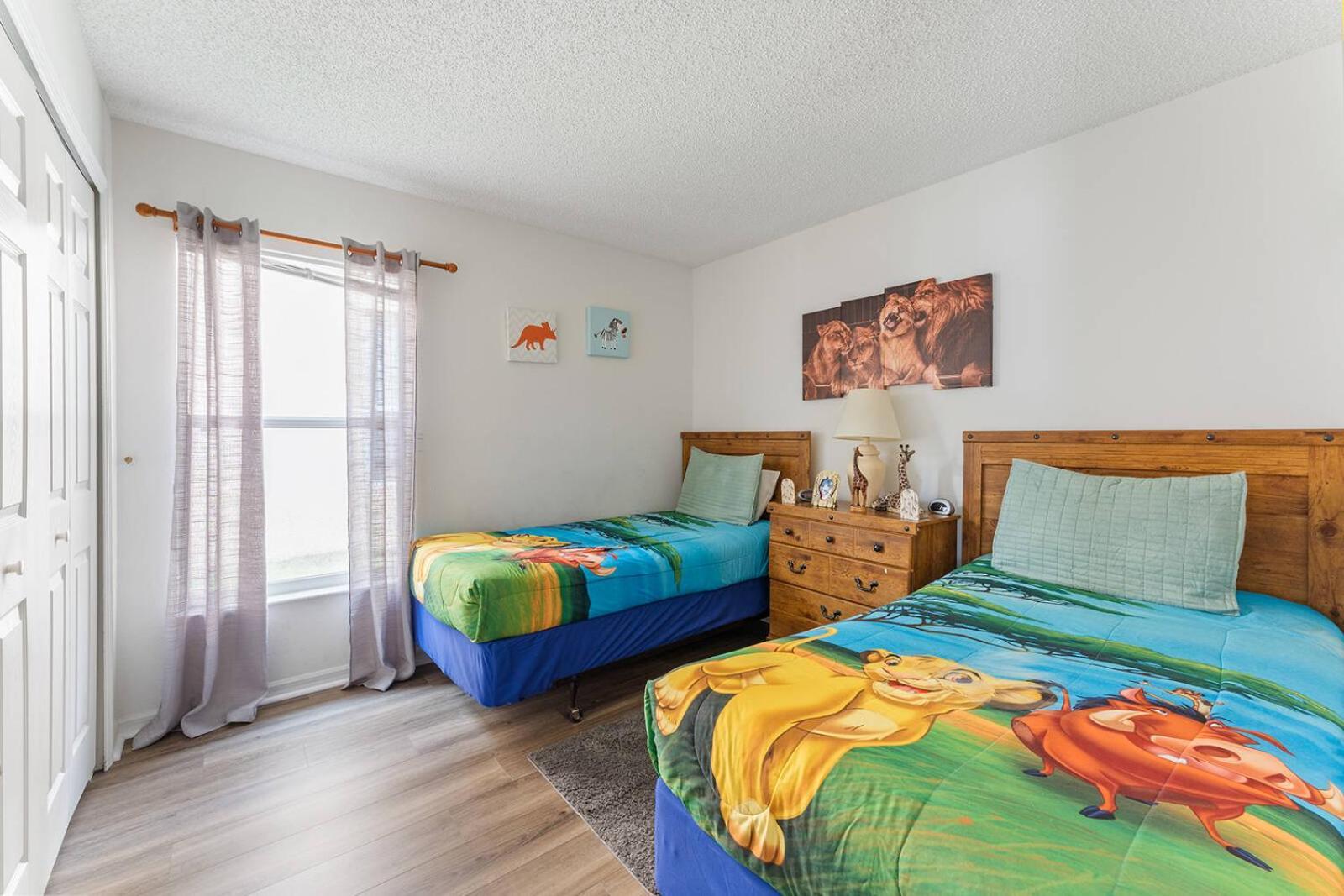 4 Bedroom No Carpet Just Remodeled Unit Sr1205 كيسيمي المظهر الخارجي الصورة