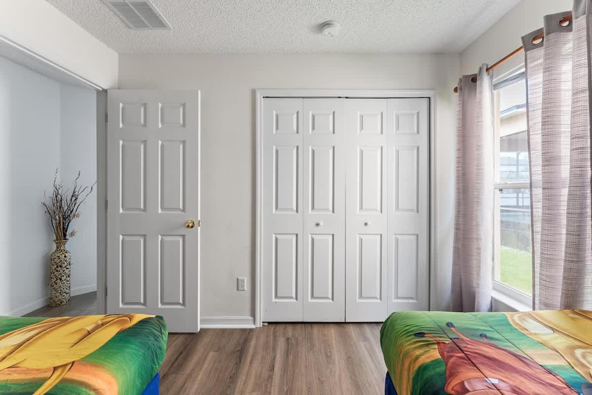 4 Bedroom No Carpet Just Remodeled Unit Sr1205 كيسيمي المظهر الخارجي الصورة